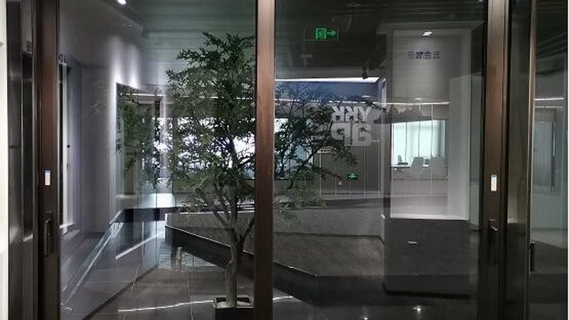 四川防火窗与防火玻璃隔断：关键区别与选择要点