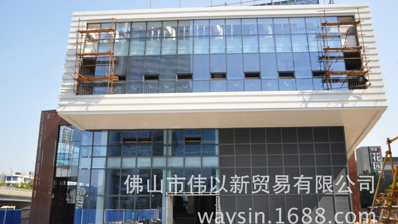 商业店铺折叠门安装，这些要点不容忽视**